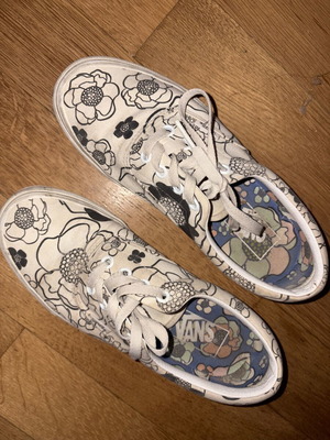Vans αθλητικά μεταχειρισμένα, μέγεθος 38, μαύρο και άσπρο