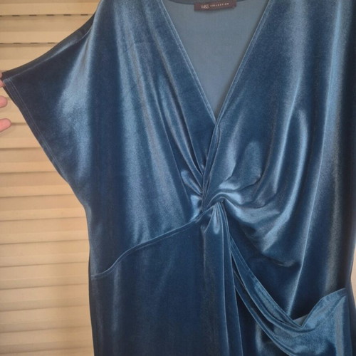 Velvet top Marks & Spencer like new, blue, size 5XL