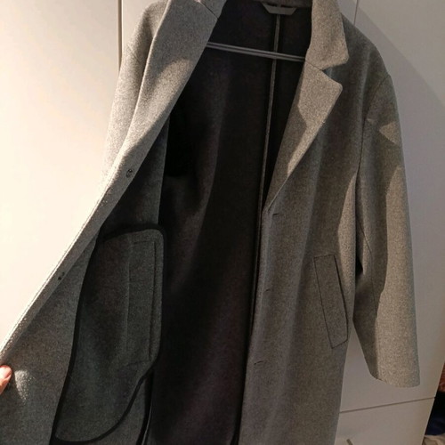 H&M men's coat size small like new