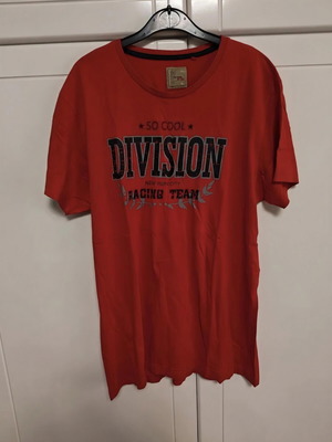 Men's red T-shirt Division Racing Team size XL new