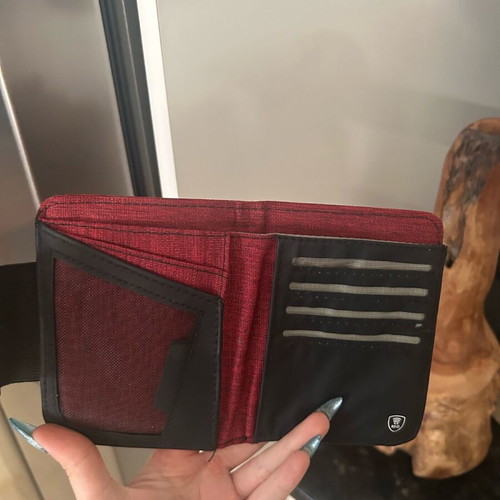 Polo wallet like new, black and red