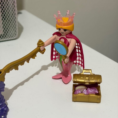 Playmobil 4818 Ocean Mermaid Princess with purple seahorse like new