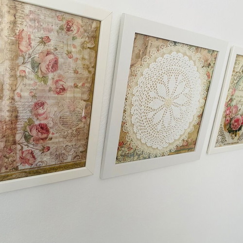 Frames set of three like new, pack with embroidery 35x35 and 20x30