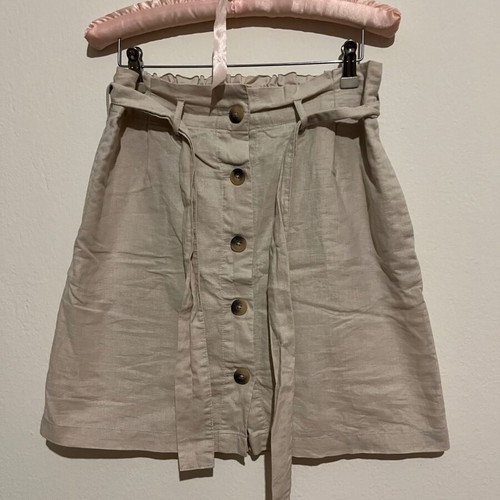 Linen skirt beige with belt like new, size M 38 10