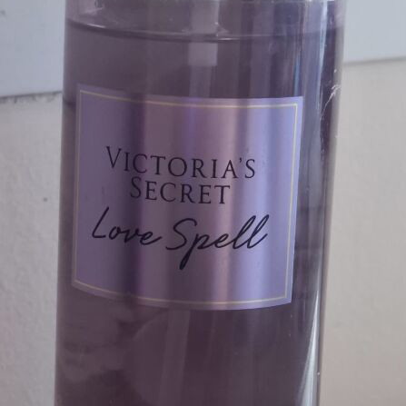 Victoria's Secret Love Spell body mist 250ml