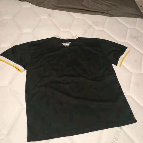 Tshirt Earthbound NoL college style like new, black, size L