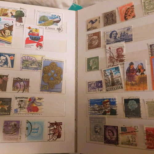 Stamp collection like new, about 1100 mixed Greek and foreign