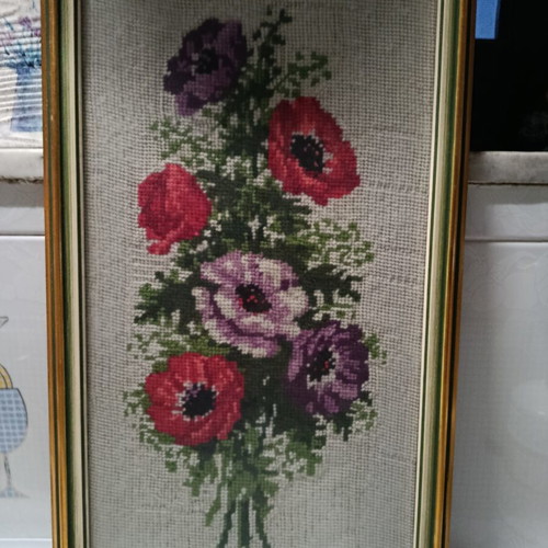 Embroidery with flowers in frame 45cm x 25cm like new