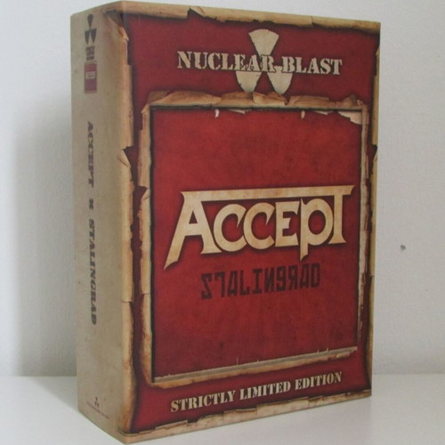 Accept Stalingrand box set like new, CD DVD and t-shirt
