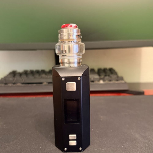 Steam Crave Titan V2 Mod and GeekVape Zeus Atomizer set new