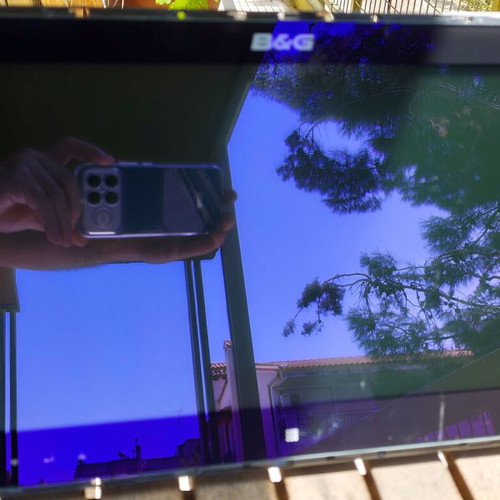 B&G ZM16-T Zeus2 Glass Helm Touch Monitor used for parts