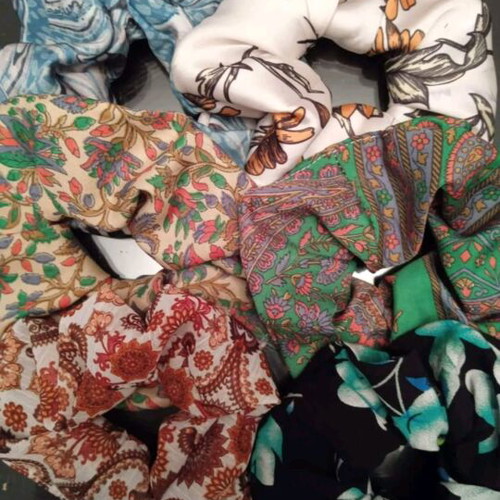 Scrunchies new, stock lot of 1500 pieces