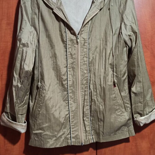 Seasonal jacket with hood like new, beige, size S