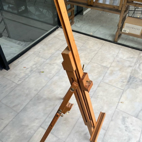 Mabef wooden easel used, height 135cm