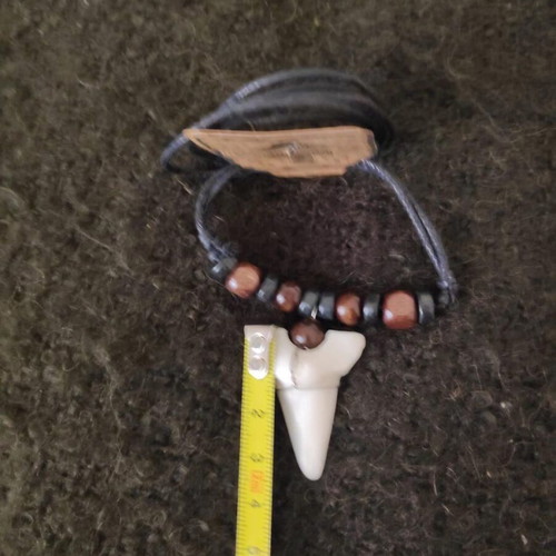 Shark Tooth Pendant Necklace like new, surfer style