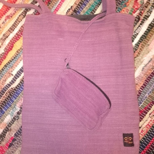 Shoulder bag used, purple, velcro closure