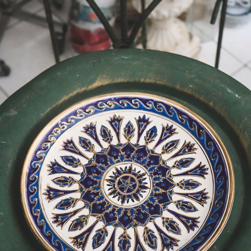 Kerameikos Dakas Ceramics plate like new, handmade ceramic