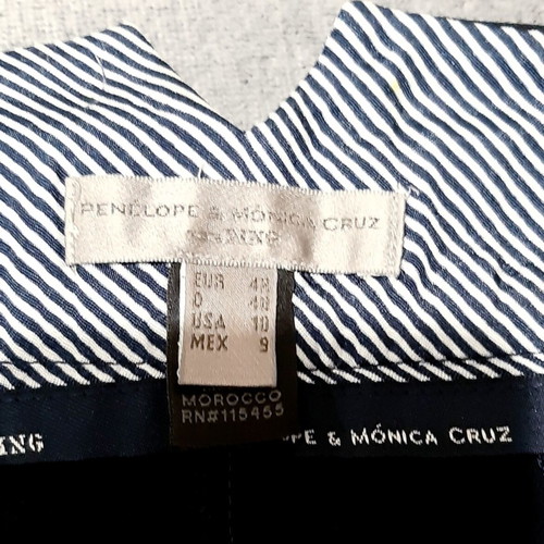 Classic Glamour Penelope Cruz Suit Shorts for Mango XL, like new, cool wool