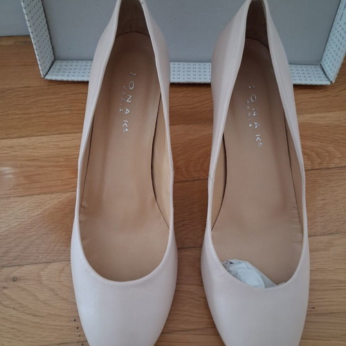 Jonak Paris nude leather pumps size 40, new
