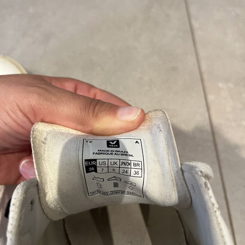 Veja sneakers like new, size 38, white