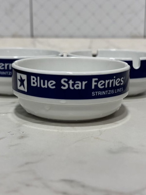 Blue Star ashtrays set of 3, like new