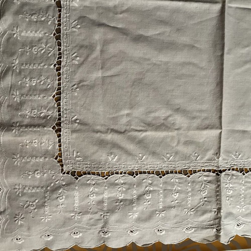White embroidered table linen 75x75, handmade