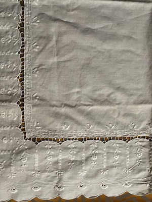 White embroidered table linen 75x75, handmade