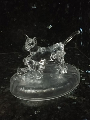 Cristal D'arques France statue new, cat with three kittens crystal