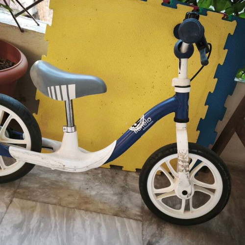 Lionelo Arie Indygo Balance Bike used with brake and footrest