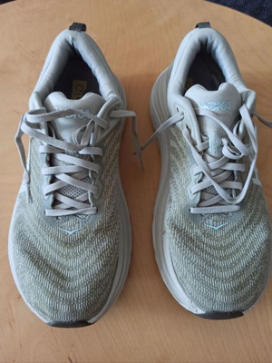 Hoka Gaviota 5 athletic shoes size 43 used