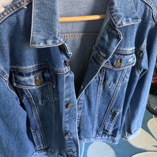 Denim jacket size M like new, blue