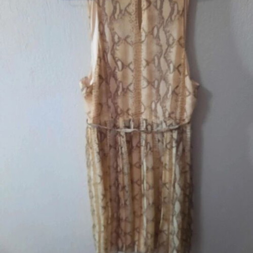 H&M dress beige, like new, size 42 with belt
