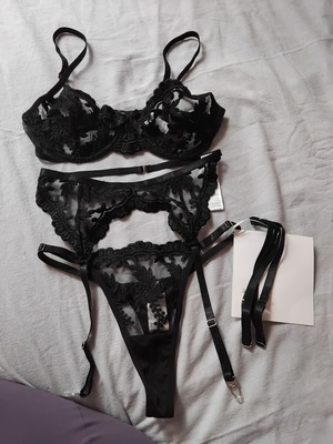 Lingerie sets new, size XS, black and white, pack of 2