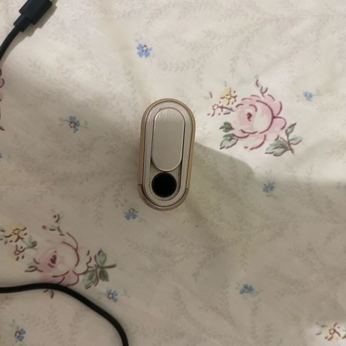 Cigarette device like new, gold color