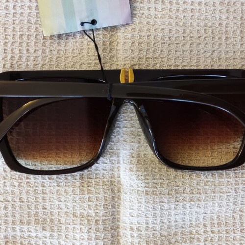 Solo-Solis NDL5503 sunglasses brown with gold metal details