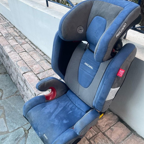 Car seat used blue and gray in very good condition