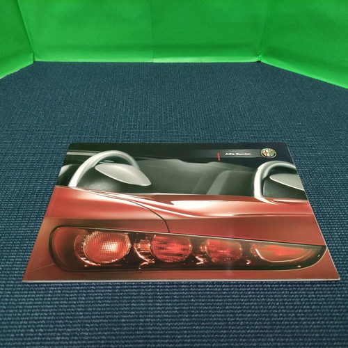 Alfa Romeo Spider official illustrated brochure like new