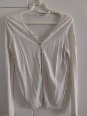Stradivarius knitted cardigan like new, white with gold buttons
