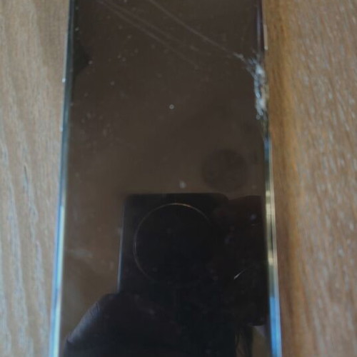 Samsung S10 Plus used, broken screen, blue