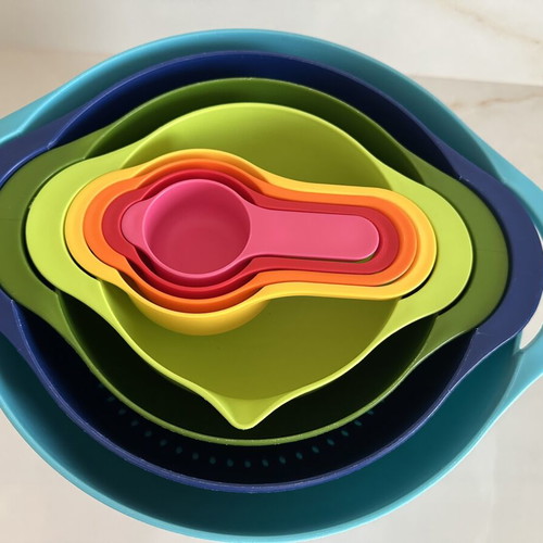 Joseph Joseph Nest Plus 8-Piece Plastic Kitchen Measuring Set like new