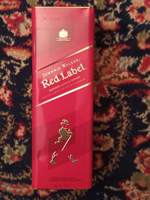Διαφημιστικό συλλεκτικό μεταλλικό κουτί Johnnie Walker Red Label σαν καινούργιο