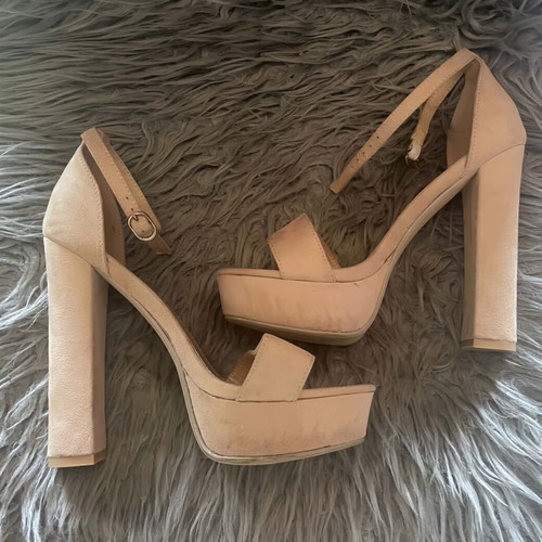 Beige pumps size 39 used