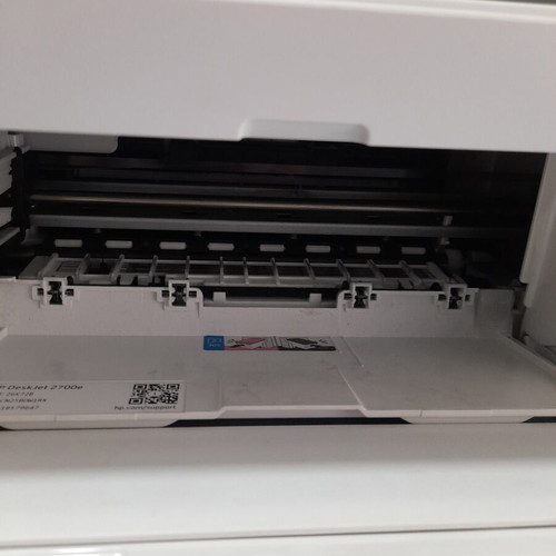 Hp 2710e printer like new, print scan copy