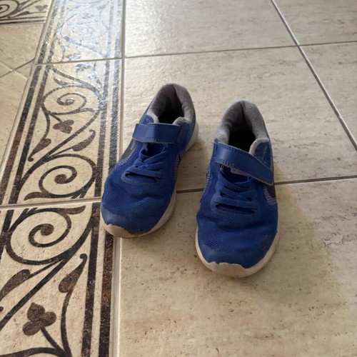 Nike Revolution 3 kids' athletic shoes, size 30, blue