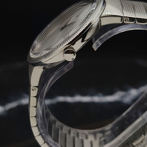 Christian Dior La D de Dior CD043110 watch like new, silver