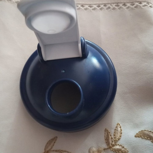 Plastic shaker lid