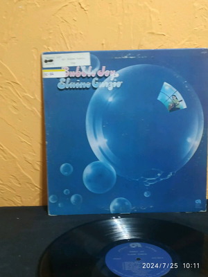 Bubble Joy Elaine Curjio 33 RPM vinyl record like new