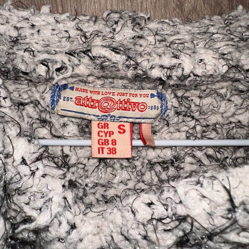 Attrativo sweater used, thick warm soft, size S