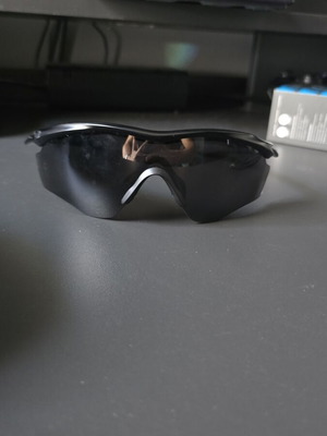 Oakley M2 Frame XL polarized sunglasses like new, black
