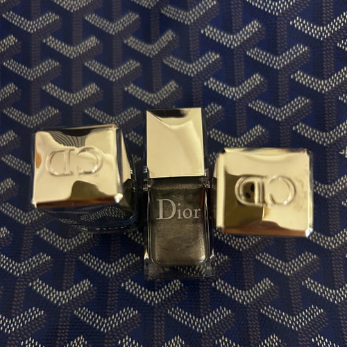 Dior nail polish set of 3, like new, decorative